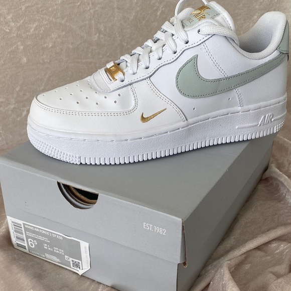 Nike Air Force 1 White with Gold and Gray Accents - Picture 1 of 4